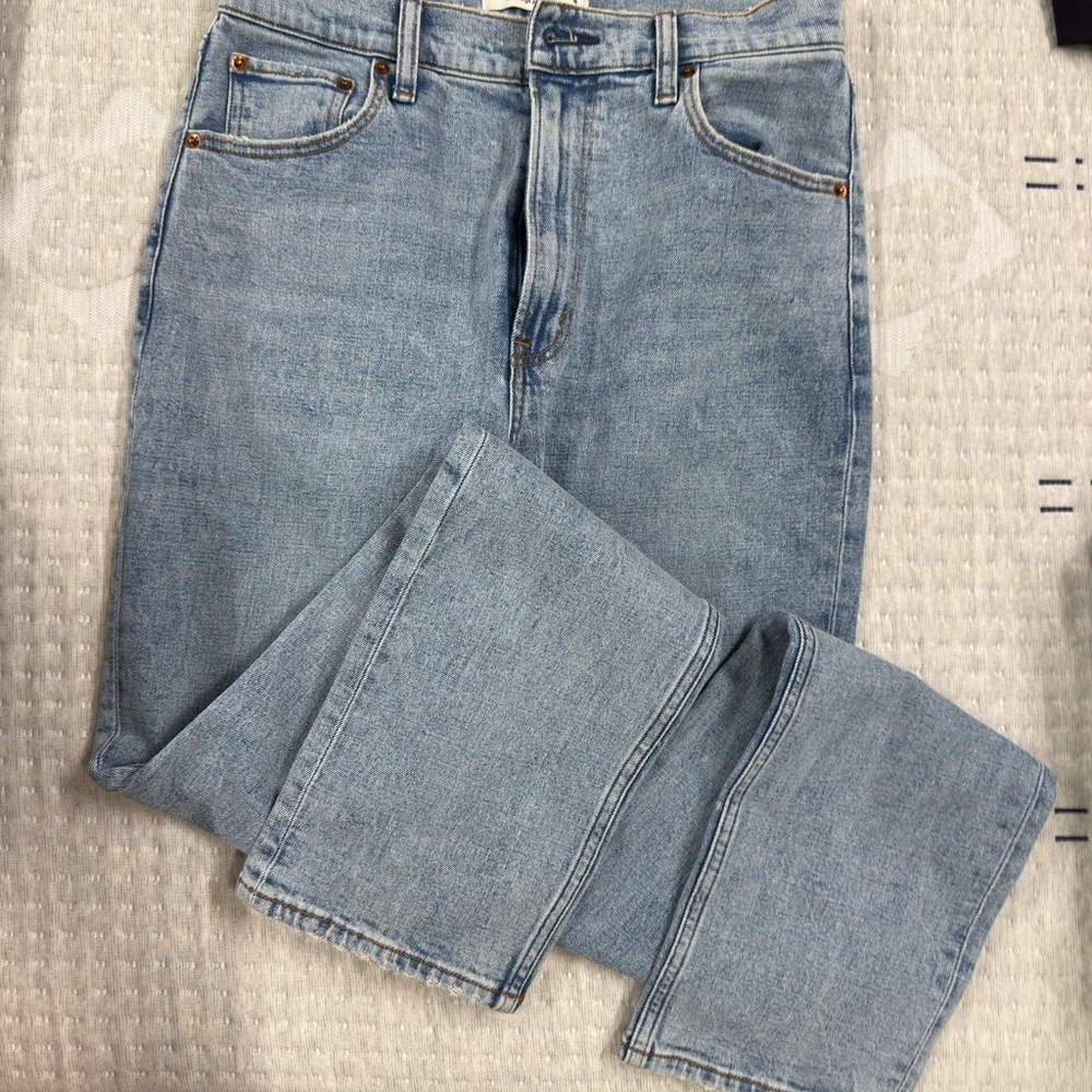 Abercrombie & Fitch Women's 90’s Slim Straight Jeans - 27